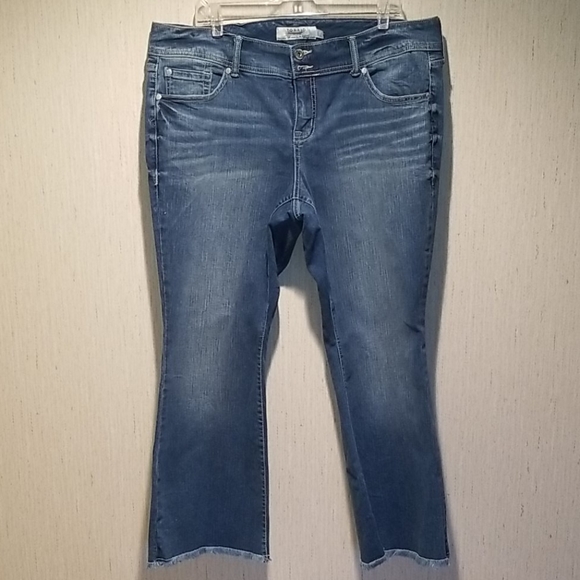 Torrid boot leg jean